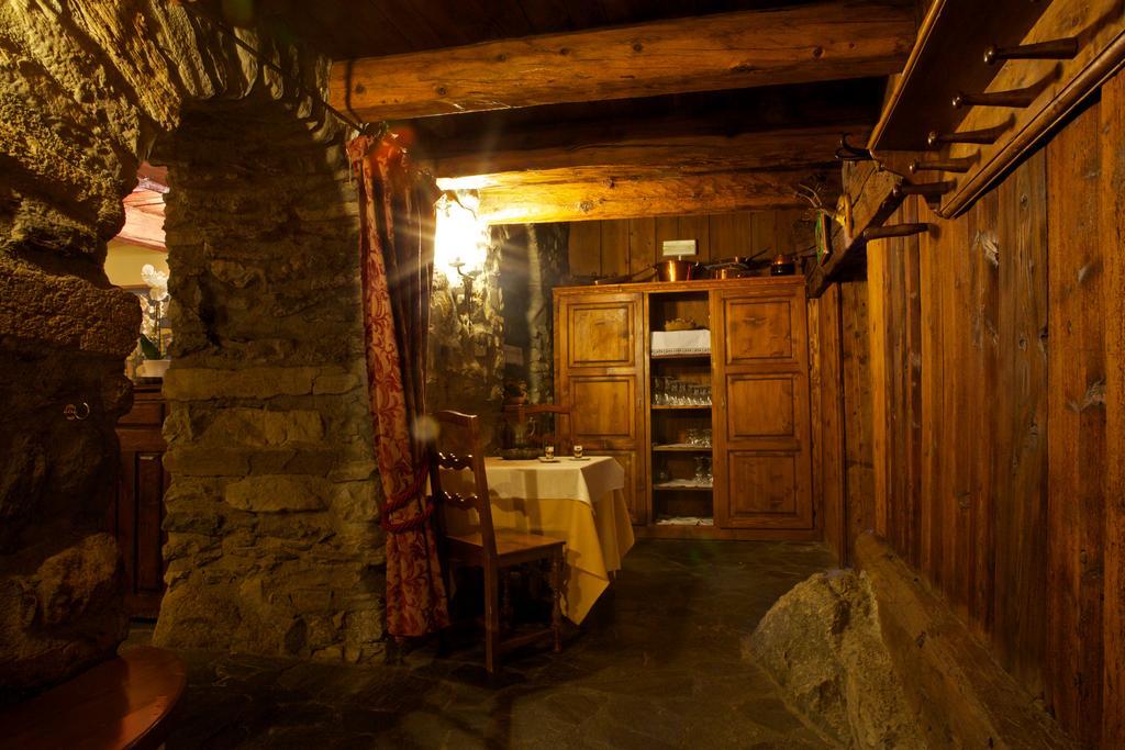 Hotel Dolonne Courmayeur Eksteriør billede