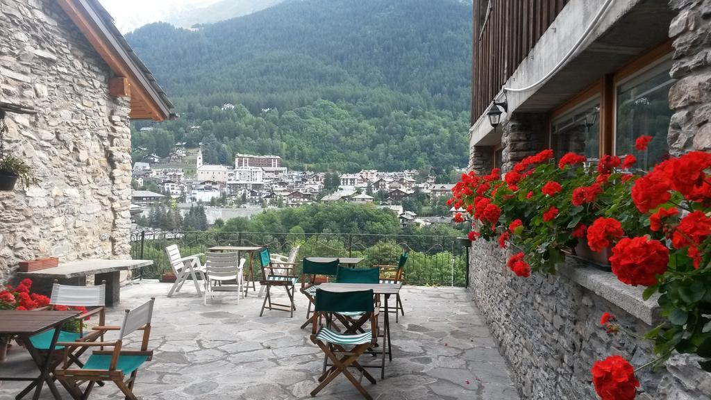 Hotel Dolonne Courmayeur Eksteriør billede