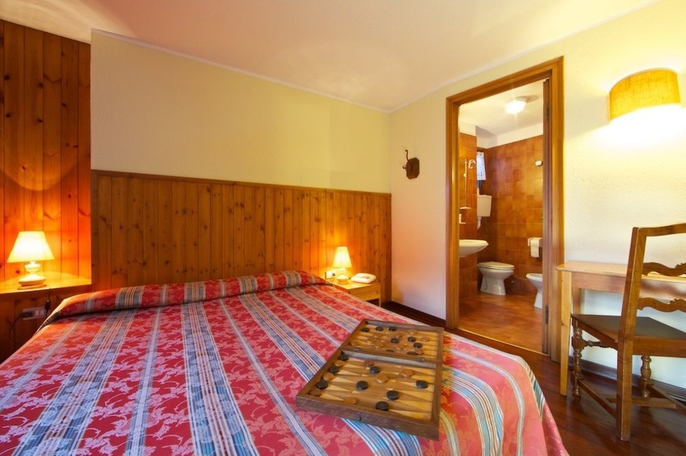 Hotel Dolonne Courmayeur Eksteriør billede
